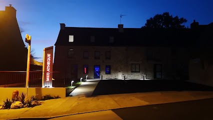 Médiathèque de Guillac, Bibliothèque à Guillac