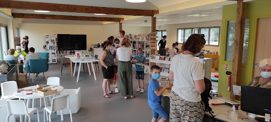 Le Passage - Media And Gallery, Bibliothèque à Rémalard en Perche