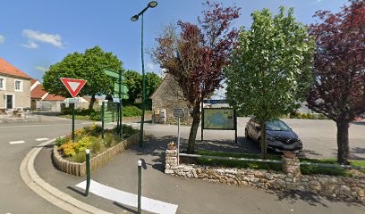 Bibliothèque municipale, Bibliothèque à Wierre-Effroy