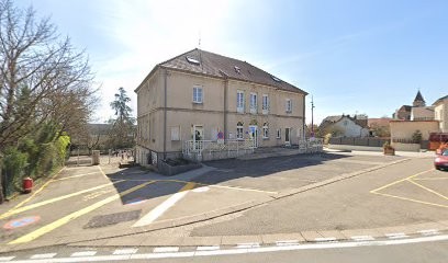 Bibliothèque De Dampierre, Bibliothèque à Dampierre