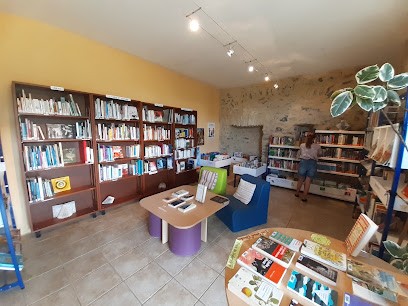 Bibliothèque De Courry, Bibliothèque à Courry