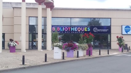 Bibliothèque Du Pays Des Herbiers, Bibliothèque aux Herbiers