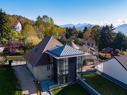Manoir Des Livres, Bibliothèque à Lucinges