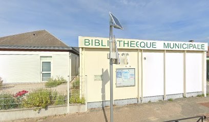 Bibliothèque De Chanteau, Bibliothèque à Chanteau