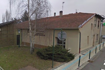 Bibliothèque Pierre Gamache, Bibliothèque à Saint-Pierre-de-Chandieu