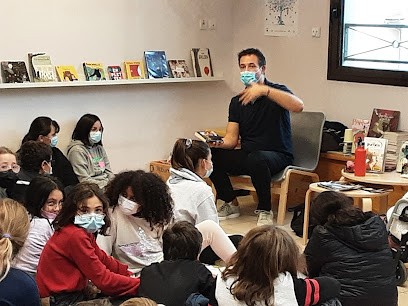 Médiathèque Le Bruit Des Mots, Bibliothèque à Grézieu-la-Varenne