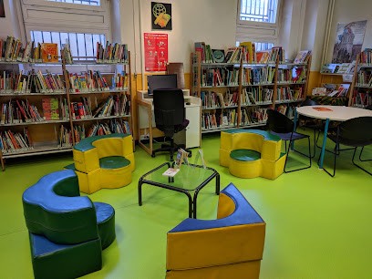 Bibliothèque De Saint-André, Bibliothèque à Marseille 16