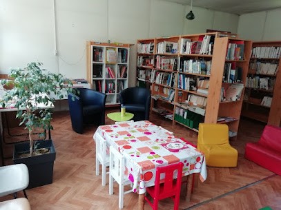 Bibliothèque Municipale De Theys, Bibliothèque à Theys
