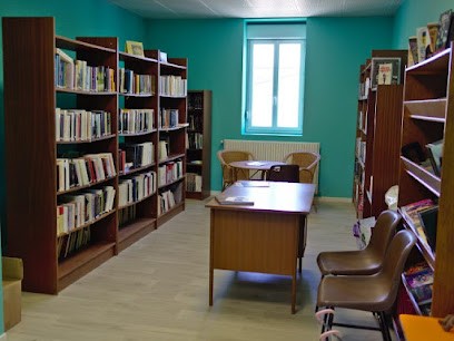 Bibliothèque, Bibliothèque à Saint-Sernin-du-Bois