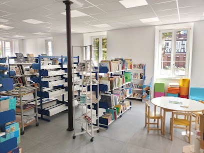 Bibliothèque Municipale, Bibliothèque à Woerth