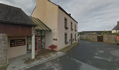 Bibliothèque Jacques Prévert, Bibliothèque à Lanrivoaré