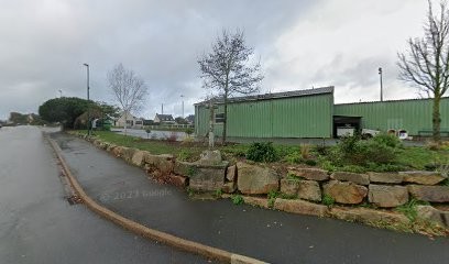 Mayor - Bibliothèque, Bibliothèque à Hénansal