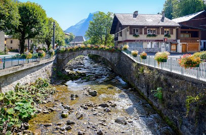 Bibliothèque “Le Vieux Pont“, Bibliothèque à Morzine