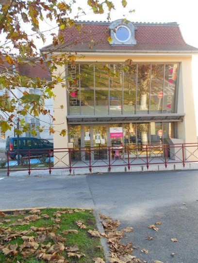 Médiathèque CAPI Claudie Gallay, Bibliothèque à Saint-Savin