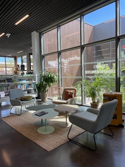 Médiathèque L'etincelle, Bibliothèque à Venelles