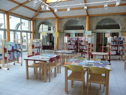 Médiathèque Intercommunale de Clairvaux-les-Lacs, Bibliothèque à Clairvaux-les-Lacs