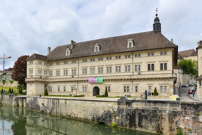 Médiathèque De Dole, Bibliothèque à Dole