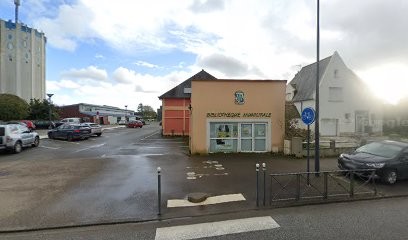 Bibliothèque Victor Segalen, Bibliothèque à Plabennec