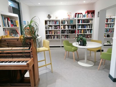 Médiathèque, Bibliothèque à Bailleau-le-Pin