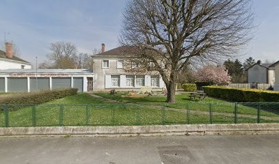 Bibliotheque De Juniville, Bibliothèque à Juniville