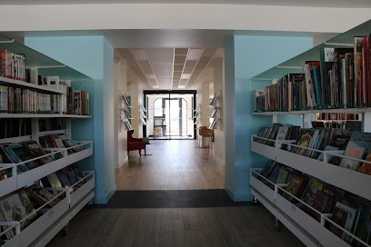 Médiathèque De Saint-Pryvé Saint-Mesmin, Bibliothèque à Saint-Pryvé-Saint-Mesmin
