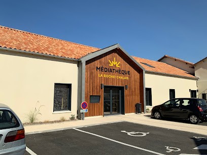 Bibliothèque, Bibliothèque à La Roche-Chalais