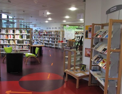 Médiathèque De Plémet / La Ferrière, Bibliothèque à Plémet
