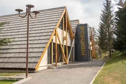 Médiathèque Départementale Annexe Valberg, Bibliothèque à Péone
