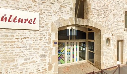 Bibliothèque And Bibliothèque, Bibliothèque à Tannay