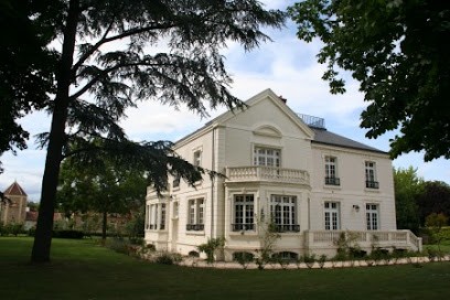 Bibliothèque Marguerite Yourcenar, Bibliothèque à Nandy