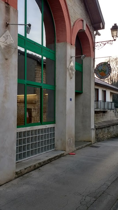 Bibliothèque Municipale, Bibliothèque à Joinville