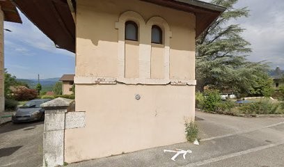 Bibliothèque, Bibliothèque à Ruffieux