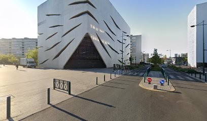 Médiathèque André-Malraux, Bibliothèque à Gennevilliers