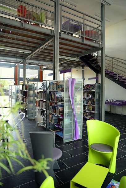 Médiathèque Jean Robinet, Bibliothèque à Chaillac