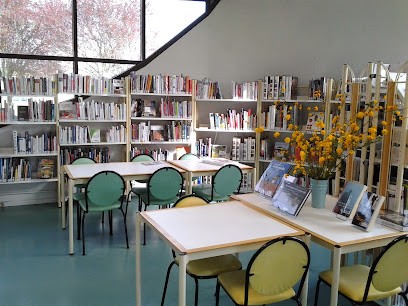 Médiathèque De Lescure, Bibliothèque à Lescure-d'Albigeois