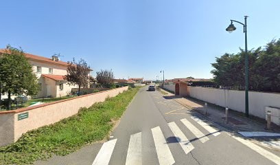 Médiathèque De L'Hôpital-le-Grand, Bibliothèque à L'Hôpital-le-Grand