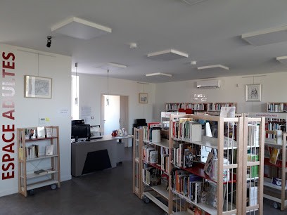 Médiathèque trait d'union, Bibliothèque à Sainte-Thorette