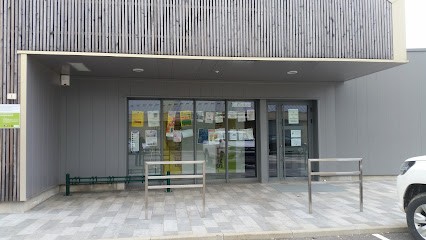 La Carriade, Bibliothèque à Hauteroche