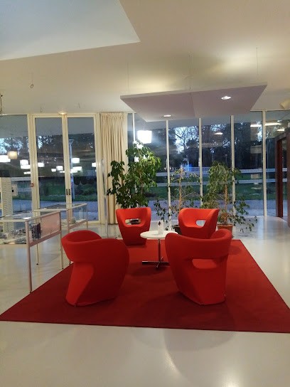 Médiathèque Du Bois Fleuri, Bibliothèque à Lormont