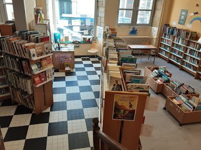 Bibliothèque communautaire, Bibliothèque à Arbois