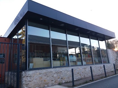 Mediatheque De Varennes-Jarcy, Bibliothèque à Varennes-Jarcy