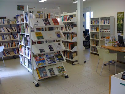 Au Plaisir De Lire, Bibliothèque à Saint-Jean-de-Liversay