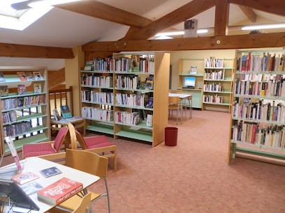 Médiathèque De La Tour Du Prince, Bibliothèque à Frontenay-Rohan-Rohan