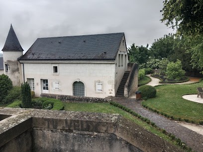 Bibliothèque Christian Pineau, Bibliothèque au Grand-Lucé