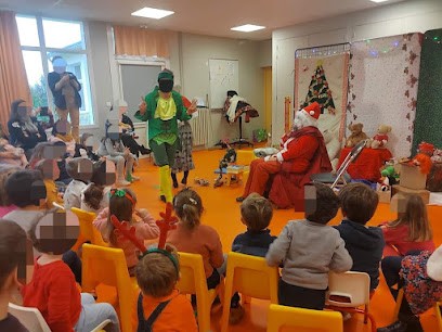 Bibliothèque Municipale A Livre Ouvert, Bibliothèque à Sainte-Pazanne