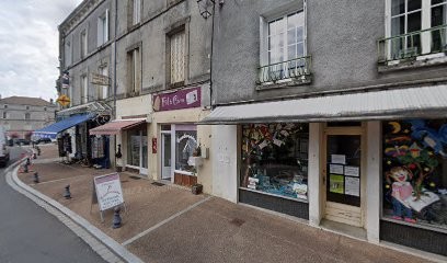 Bibliothèque Municipale, Bibliothèque à Piégut-Pluviers