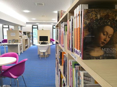 Médiathèque, Bibliothèque à Leyme