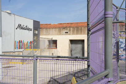 Médiathèque, Bibliothèque à Néfiach