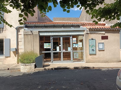 Médiathèque Pierre-Henri Mitard, Bibliothèque à Amuré