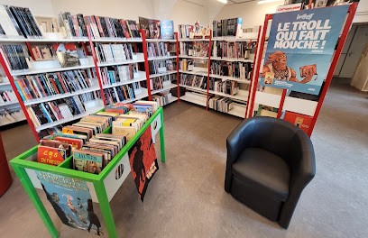 Bibliothèque - Mediatheque Semur En Auxois, Bibliothèque à Semur-en-Auxois